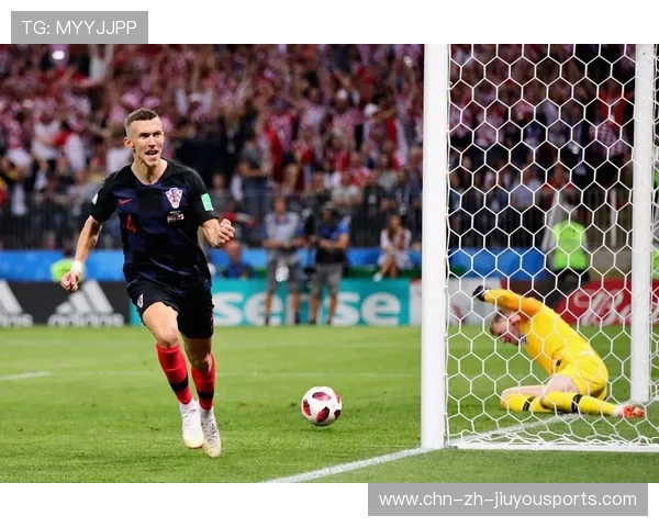 佩里西奇边路插上传中精准无比，热刺连续制造威胁：解构边路进攻的新纪元